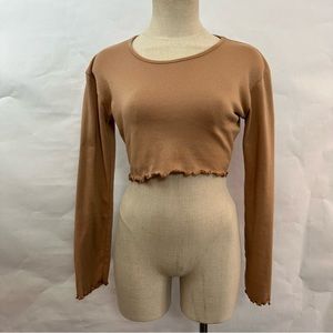 Missguided Crop Lettuce Hem Tee 341